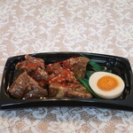 大阪焼肉 ホルモン ふたご - 牛タンの旨角煮