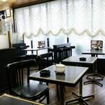 喫茶通天閣 - 店内の様子