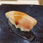 日本橋蛎殻町 すぎた - 子持ち槍烏賊握り 柚子の香り