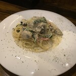 MILLE FIORI - 牡蠣とほうれん草のクリームソース（￥1500）