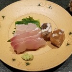 菅井 - 【刺身】平目昆布〆、平目煮こごり、うるい、ポン酢で