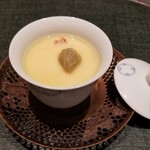 菅井 - 【茶碗蒸し】蟹と銀杏入り、上に蟹味噌