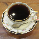 シモンズコーヒー - ドリンク写真:バレルエイジド・カウダッド(ベトナム) 600円(税込)