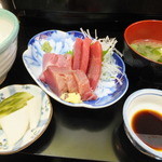 お食事処 魚がしおき - 刺身三点盛定食