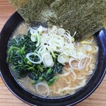 巓 - 並ラーメン＋のり増し、ほうれん草＆ねぎハーフ増し