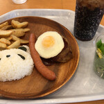 スマイルキッチン - ハンバーグプレート1550円