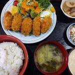 まる信 食堂 - 