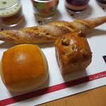 ラトリエ ドゥ ジョエル・ロブション - パン達
