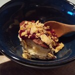 ビストロ ル ブルジョン - デザートはマスカルポーネのムース