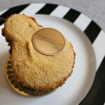 アヴランシュ・ゲネー - マカロン・ボジョレー