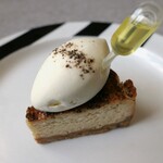 アヴランシュ・ゲネー - ガトー・フロマージュ・ブリー