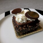 アヴランシュ・ゲネー - フレシュール・ショコラ