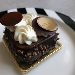 アヴランシュ・ゲネー - フレシュール・ショコラ