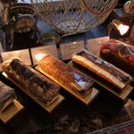 アヴランシュ・ゲネー - ケイク