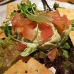 茅場町居酒屋 つまみ菜 - アボカドサラダ