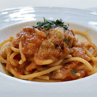 Ristorante Ecru - パスタ2
                    寒中白菜のアラビアータ
                    唐辛子がピリッと効いて、しばらくすると額に汗が！
                    カプサイシンの効能が現れてます（笑）
                    寒中白菜と玉ねぎがトロントロンで甘みが強く、ピリ辛さをまろやかにしています。