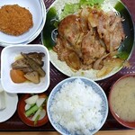 常陸秋そば 大衆居酒屋 日東農場 - ローズポーク生姜焼き定食