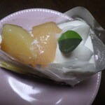 Quatre-Quarts - 白桃のショートケーキ