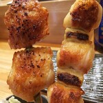 焼き鳥 ばかちん - 旨みの強い手羽塩とモモ