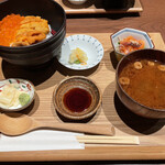 加藤の肉丸 小川のうに丸 - 