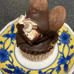 パティスリー・ド・ロマン - 横顔たぬき