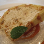 ビオディナミコ - ズコット / 胡桃とアーモンドをカラメリゼしたセミフレッド1