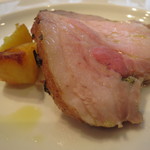 ビオディナミコ - アリスタ / 豚のロースト、ローズマリーとニンニク、セージを敷き詰めて3