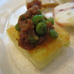 ビオディナミコ - 前菜盛合せ：ブリオッシュとリコッタのムース、バターナッツとイエロービーツのサラダ、ポレンタのクッキー、セモリナ粉のニョッキ、フォアグラのテリーヌ、タコのサラミ仕立て2