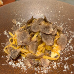 カーサ・デル・チーボ - 熟成　本州鹿のタヤリン　アジアーゴのフォンドゥータ