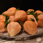 Patisserie TEN & - 白いちご