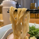 饗 くろ喜 - 加水高めの自家製麺