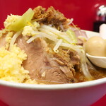 ラーメン二郎 - ラーメン小＋ニンニク多め＋ショウガ半分