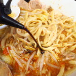 ラーメン二郎 - 赤酢投入～♪