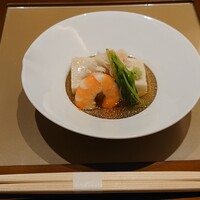 寿司と日本料理 銀座 一 - 胡麻豆腐