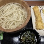 丸亀製麺 - 釜揚げうどん290円税込といか天130円税込