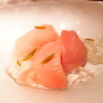 リストランテ G - 白桃の真空コンポートとミントジュレ