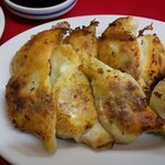 ぎょうざの美鈴 - 生地はモチッとサクッと。餡は肉と野菜の旨味～