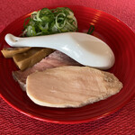 麺's Natural - コーチンSOBA 具は別皿で提供