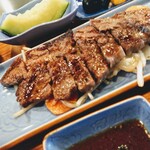 山正肉料理店 - 国産ロース肉2枚