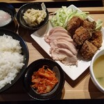 Koushi - 蒸し鶏＆唐揚げ定食（激盛）
