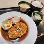 Tonkatsu Ando Hambagu Takutomi - 