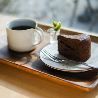 ラパン ノワール くろうさぎ_0