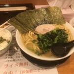 麺屋 一得 横浜家系ラーメン - 