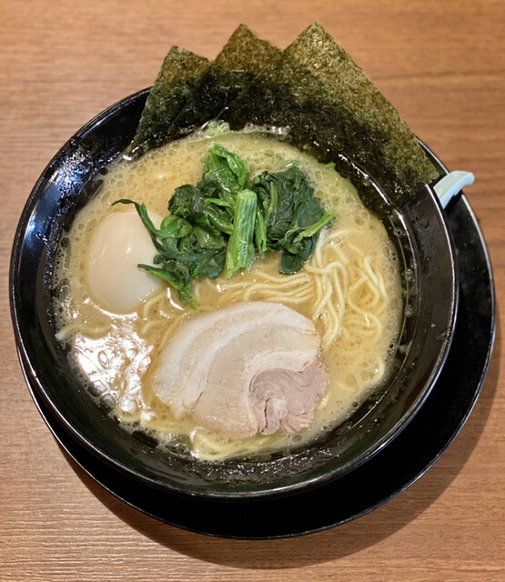 横浜家系ラーメン 鶴乃家 天神川 ラーメン 食べログ