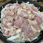 すき焼･鍋物 なべや - 鶏肉鉄鍋
