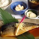 伊織 うなぎ・御食事処 - 