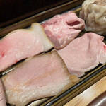 中華蕎麦 とみ田 - TOKYO-X外モモ、肩ロース、内モモ