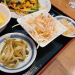 中華料理 豊楽園 - おかず等です。