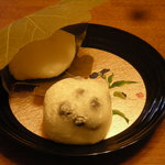栄泉堂　岡松 - 豆大福と柏餅