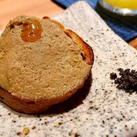 とり茶太郎 - ほろほろ鳥レバパテ。スリランカ産の生胡椒をアクセントに。是非召し上がって欲しい。